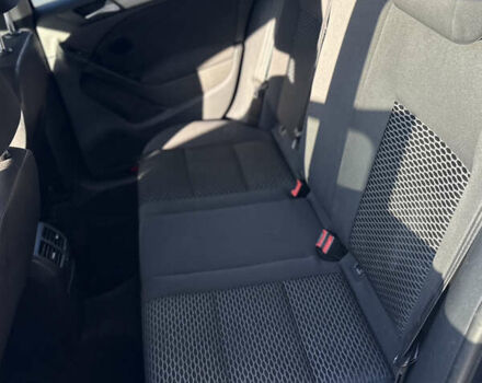 Синий Фольксваген Гольф, объемом двигателя 1.6 л и пробегом 263 тыс. км за 8100 $, фото 24 на Automoto.ua