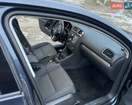 Синій Фольксваген Гольф, об'ємом двигуна 1.39 л та пробігом 136 тис. км за 7300 $, фото 28 на Automoto.ua