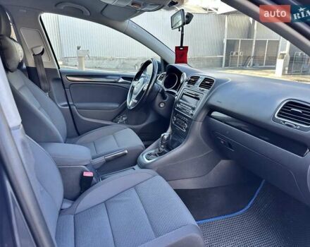 Синий Фольксваген Гольф, объемом двигателя 1.6 л и пробегом 201 тыс. км за 10499 $, фото 33 на Automoto.ua