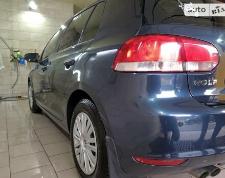 Синий Фольксваген Гольф, объемом двигателя 1.4 л и пробегом 240 тыс. км за 9800 $, фото 5 на Automoto.ua