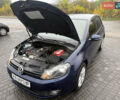 Фольксваген Гольф 2012 в Фастове на Automoto.ua Синий Фольксваген Гольф, объемом двигателя 1.39 л и пробегом 248 тыс. км за 9000 $, фото 4 на Automoto.ua