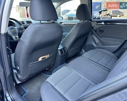 Синий Фольксваген Гольф, объемом двигателя 1.6 л и пробегом 201 тыс. км за 10499 $, фото 30 на Automoto.ua