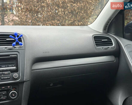 Синий Фольксваген Гольф, объемом двигателя 1.6 л и пробегом 157 тыс. км за 7200 $, фото 32 на Automoto.ua