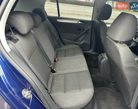 Синий Фольксваген Гольф, объемом двигателя 1.6 л и пробегом 157 тыс. км за 7200 $, фото 24 на Automoto.ua
