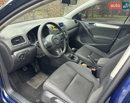 Синий Фольксваген Гольф, объемом двигателя 1.6 л и пробегом 157 тыс. км за 7200 $, фото 16 на Automoto.ua