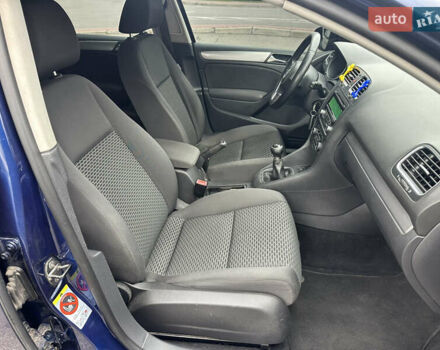 Синий Фольксваген Гольф, объемом двигателя 1.6 л и пробегом 157 тыс. км за 7200 $, фото 27 на Automoto.ua