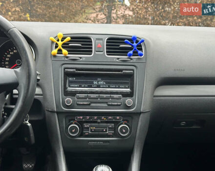 Синий Фольксваген Гольф, объемом двигателя 1.6 л и пробегом 157 тыс. км за 7200 $, фото 31 на Automoto.ua