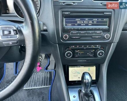 Синий Фольксваген Гольф, объемом двигателя 1.6 л и пробегом 201 тыс. км за 10499 $, фото 27 на Automoto.ua