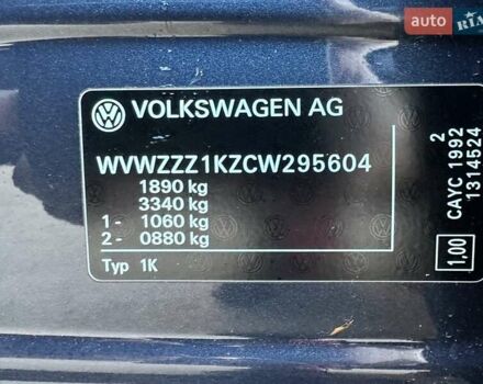 Синий Фольксваген Гольф, объемом двигателя 1.6 л и пробегом 201 тыс. км за 10499 $, фото 41 на Automoto.ua