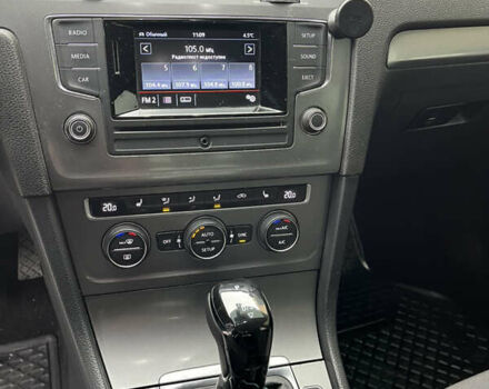 Фольксваген Гольф 2013 в Хмельницком на Automoto.ua Синий Фольксваген Гольф, объемом двигателя 1.97 л и пробегом 251 тыс. км за 11900 $, фото 34 на Automoto.ua