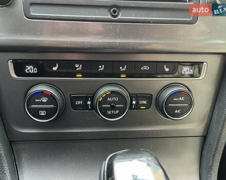 Фольксваген Гольф 2013 в Хмельницком на Automoto.ua Синий Фольксваген Гольф, объемом двигателя 1.97 л и пробегом 251 тыс. км за 11900 $, фото 37 на Automoto.ua