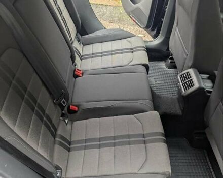 Синий Фольксваген Гольф, объемом двигателя 1.6 л и пробегом 178 тыс. км за 12500 $, фото 8 на Automoto.ua