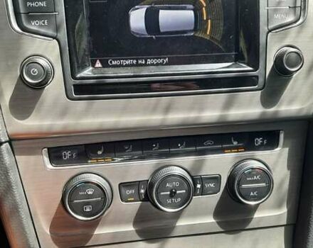 Синій Фольксваген Гольф, об'ємом двигуна 1.6 л та пробігом 228 тис. км за 13600 $, фото 18 на Automoto.ua