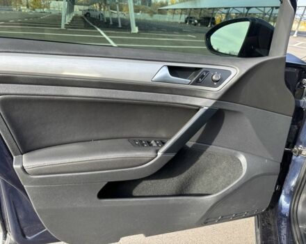 Синий Фольксваген Гольф, объемом двигателя 1.8 л и пробегом 227 тыс. км за 9400 $, фото 12 на Automoto.ua