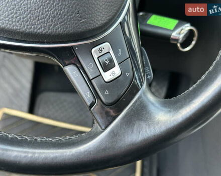 Синій Фольксваген Гольф, об'ємом двигуна 1.8 л та пробігом 119 тис. км за 15100 $, фото 28 на Automoto.ua