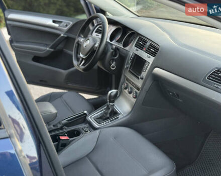 Синій Фольксваген Гольф, об'ємом двигуна 1.8 л та пробігом 227 тис. км за 9900 $, фото 10 на Automoto.ua