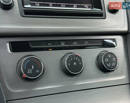 Синій Фольксваген Гольф, об'ємом двигуна 1.8 л та пробігом 119 тис. км за 15100 $, фото 30 на Automoto.ua