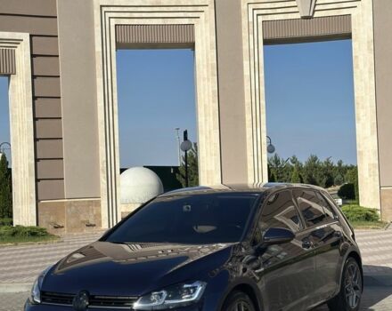Синий Фольксваген Гольф, объемом двигателя 1.6 л и пробегом 246 тыс. км за 11600 $, фото 3 на Automoto.ua