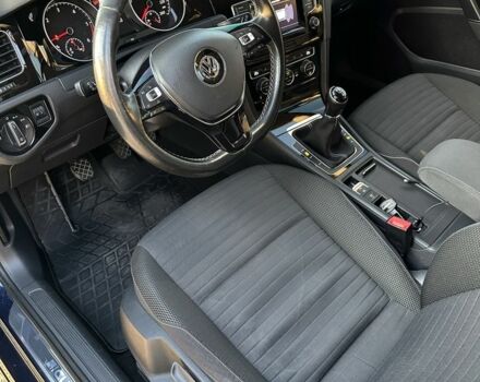 Синий Фольксваген Гольф, объемом двигателя 1.6 л и пробегом 246 тыс. км за 11600 $, фото 16 на Automoto.ua