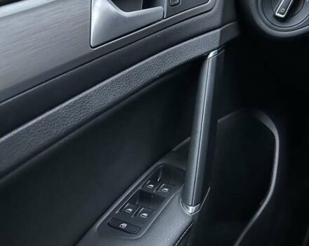 Синий Фольксваген Гольф, объемом двигателя 1.8 л и пробегом 81 тыс. км за 15150 $, фото 9 на Automoto.ua