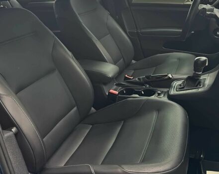 Синий Фольксваген Гольф, объемом двигателя 1.8 л и пробегом 70 тыс. км за 4000 $, фото 8 на Automoto.ua