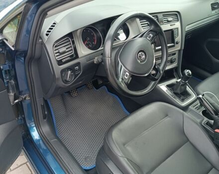 Фольксваген Гольф 2015 в Могилев-Подольском на Automoto.ua Синий Фольксваген Гольф, объемом двигателя 0 л и пробегом 140 тыс. км за 10500 $, фото 3 на Automoto.ua