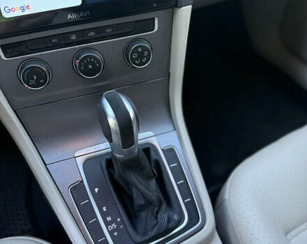 Синий Фольксваген Гольф, объемом двигателя 1.97 л и пробегом 262 тыс. км за 11700 $, фото 22 на Automoto.ua