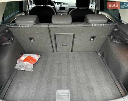 Синий Фольксваген Гольф, объемом двигателя 1.6 л и пробегом 267 тыс. км за 11100 $, фото 13 на Automoto.ua