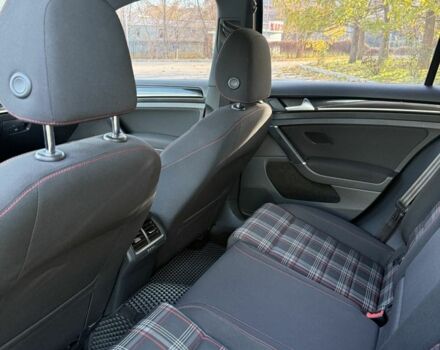 Синий Фольксваген Гольф, объемом двигателя 2 л и пробегом 170 тыс. км за 13900 $, фото 7 на Automoto.ua