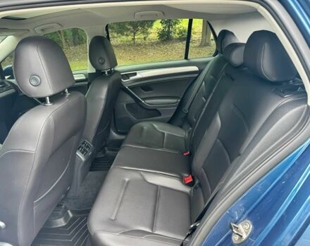 Синий Фольксваген Гольф, объемом двигателя 1.8 л и пробегом 70 тыс. км за 4000 $, фото 11 на Automoto.ua