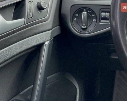 Синий Фольксваген Гольф, объемом двигателя 1.6 л и пробегом 267 тыс. км за 11100 $, фото 9 на Automoto.ua