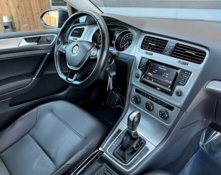 Синий Фольксваген Гольф, объемом двигателя 1.8 л и пробегом 72 тыс. км за 5500 $, фото 13 на Automoto.ua