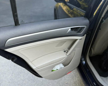 Синий Фольксваген Гольф, объемом двигателя 1.97 л и пробегом 262 тыс. км за 11700 $, фото 19 на Automoto.ua