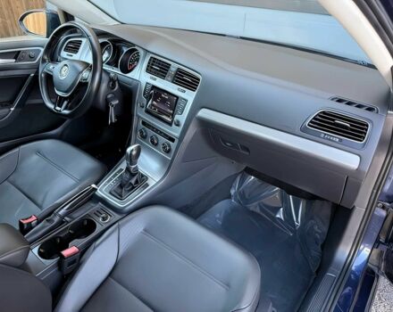 Фольксваген Гольф 2015 в Хмельницком на Automoto.ua Синий Фольксваген Гольф, объемом двигателя 1.8 л и пробегом 70 тыс. км за 11500 $, фото 12 на Automoto.ua