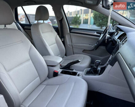 Синий Фольксваген Гольф, объемом двигателя 1.8 л и пробегом 92 тыс. км за 13500 $, фото 16 на Automoto.ua