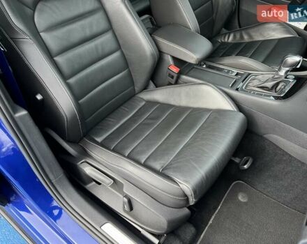 Синий Фольксваген Гольф, объемом двигателя 1.98 л и пробегом 41 тыс. км за 37777 $, фото 55 на Automoto.ua