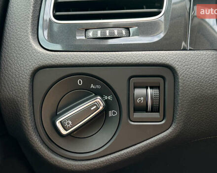 Синий Фольксваген Гольф, объемом двигателя 1.8 л и пробегом 105 тыс. км за 12999 $, фото 22 на Automoto.ua