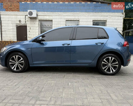 Синий Фольксваген Гольф, объемом двигателя 1.8 л и пробегом 115 тыс. км за 13800 $, фото 2 на Automoto.ua