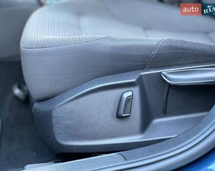 Синий Фольксваген Гольф, объемом двигателя 1.8 л и пробегом 158 тыс. км за 12900 $, фото 19 на Automoto.ua