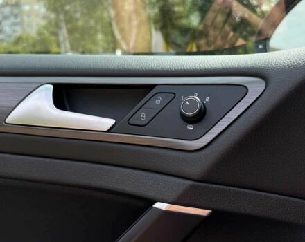 Синій Фольксваген Гольф, об'ємом двигуна 1.8 л та пробігом 105 тис. км за 11999 $, фото 23 на Automoto.ua