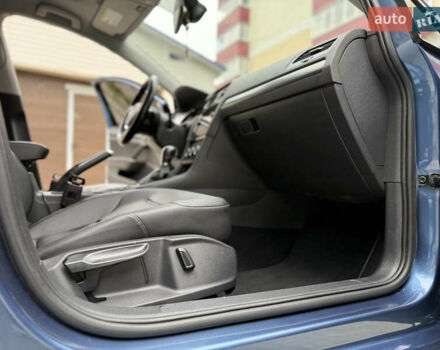 Синий Фольксваген Гольф, объемом двигателя 1.8 л и пробегом 115 тыс. км за 13800 $, фото 10 на Automoto.ua