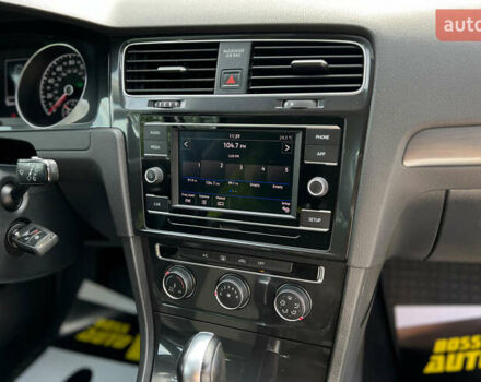 Синий Фольксваген Гольф, объемом двигателя 1.8 л и пробегом 105 тыс. км за 12999 $, фото 10 на Automoto.ua