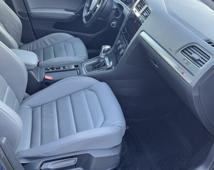 Синий Фольксваген Гольф, объемом двигателя 0 л и пробегом 110 тыс. км за 13000 $, фото 3 на Automoto.ua