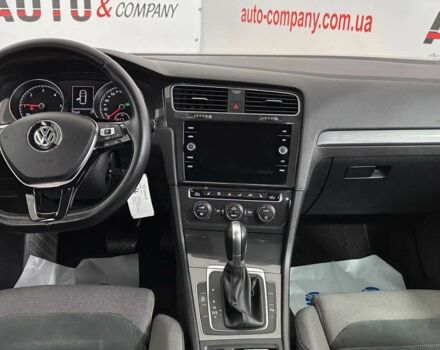 Синий Фольксваген Гольф, объемом двигателя 1.6 л и пробегом 217 тыс. км за 16950 $, фото 14 на Automoto.ua