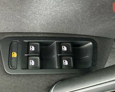 Синий Фольксваген Гольф, объемом двигателя 1.6 л и пробегом 217 тыс. км за 16950 $, фото 22 на Automoto.ua