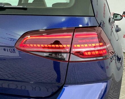 Синий Фольксваген Гольф, объемом двигателя 1.6 л и пробегом 217 тыс. км за 16950 $, фото 4 на Automoto.ua