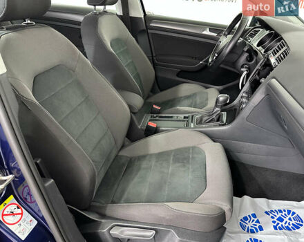 Синий Фольксваген Гольф, объемом двигателя 1.6 л и пробегом 217 тыс. км за 16450 $, фото 8 на Automoto.ua