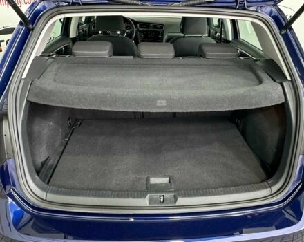 Синий Фольксваген Гольф, объемом двигателя 1.6 л и пробегом 217 тыс. км за 16950 $, фото 3 на Automoto.ua