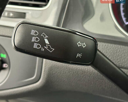 Синий Фольксваген Гольф, объемом двигателя 1.6 л и пробегом 217 тыс. км за 16950 $, фото 15 на Automoto.ua