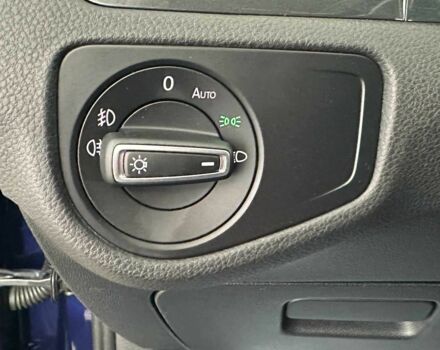 Синий Фольксваген Гольф, объемом двигателя 1.6 л и пробегом 217 тыс. км за 16950 $, фото 10 на Automoto.ua